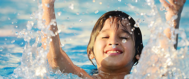 Swimming pool heat pump
