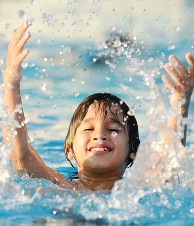 Swimming pool heat pump